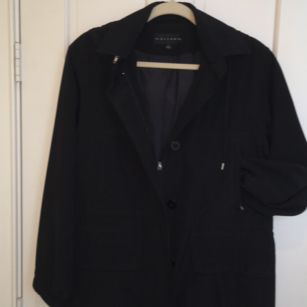 Woman’s S raincoat